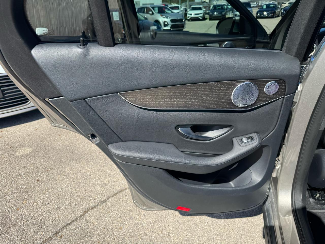 Mercedes-Benz GLC-Class GLC300 4MATIC 2020