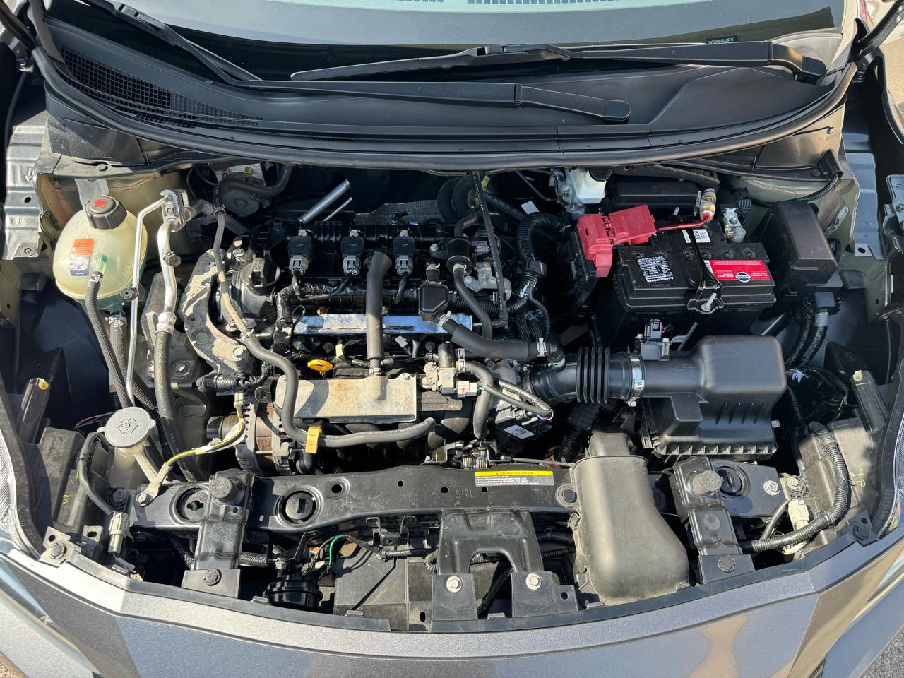 Nissan Versa S 5MT 2020