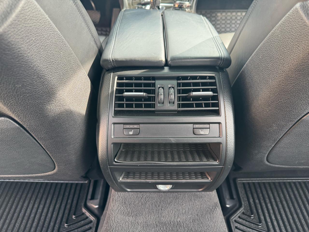 BMW 5-Series 550i xDrive 2016