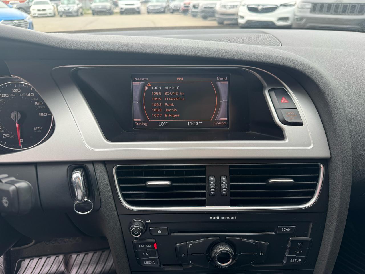 Audi A4 2.0T Sedan quattro Tiptronic 2012