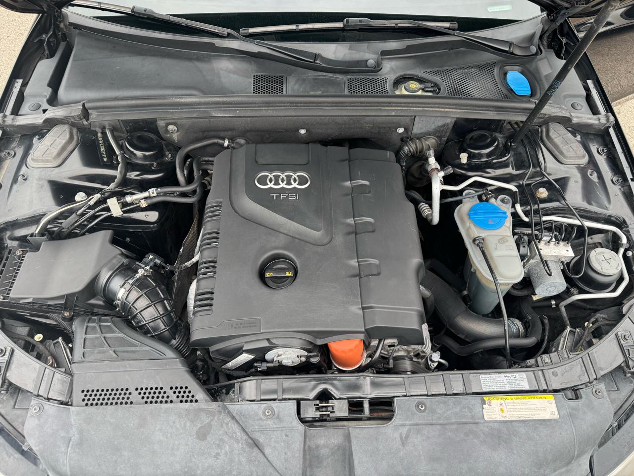 Audi A4 2.0T Sedan quattro Tiptronic 2012