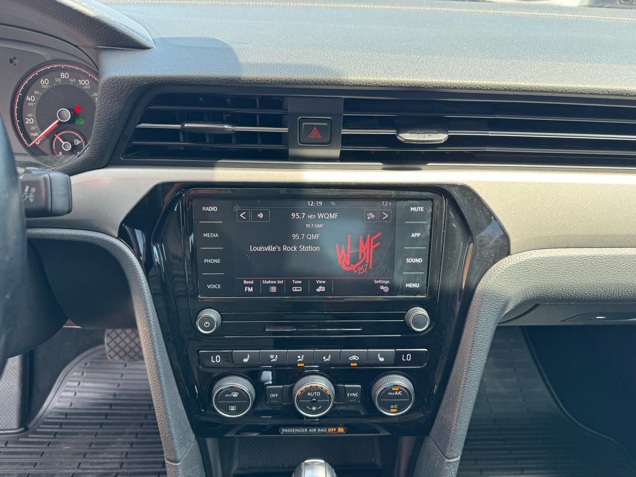 Volkswagen Passat SE 2020