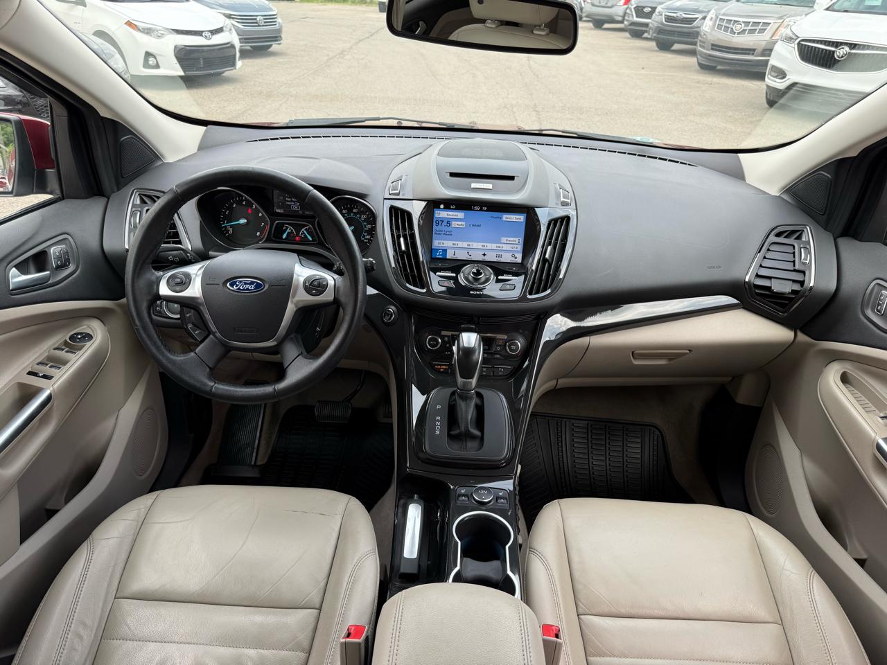 Ford Escape Titanium 4WD 2016