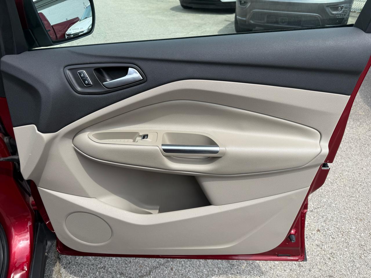 Ford Escape Titanium 4WD 2016