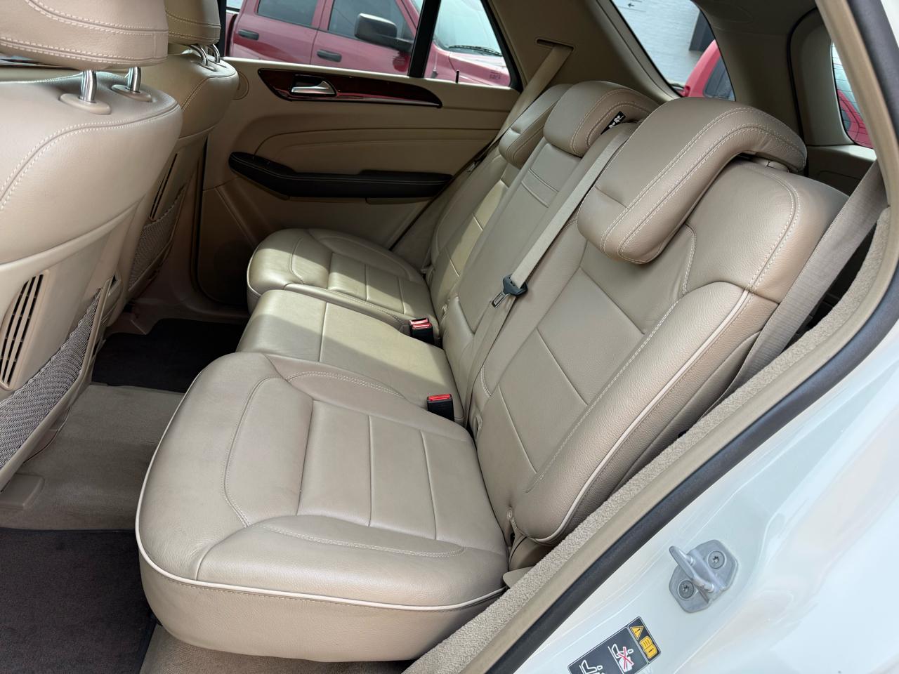 Mercedes-Benz M-Class ML350 BlueTEC 2012