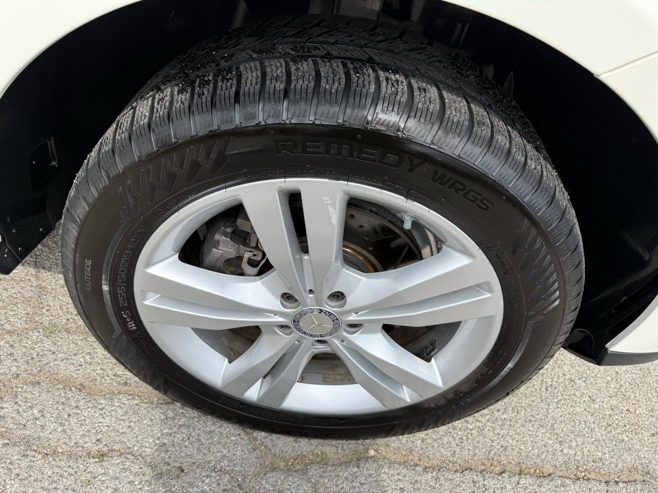 Mercedes-Benz M-Class ML350 BlueTEC 2012