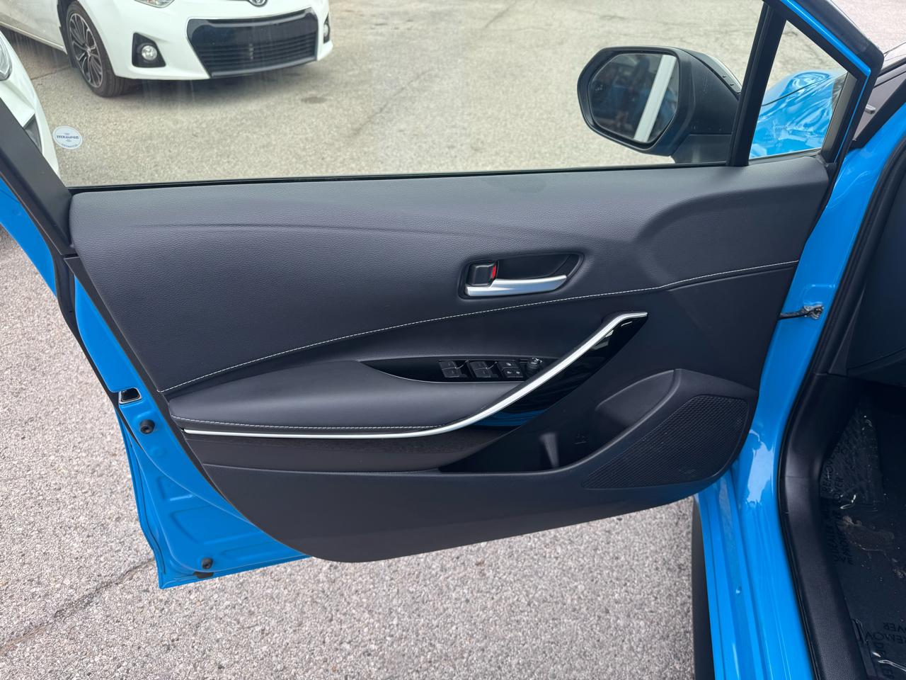 Toyota Corolla XSE Hatchback CVT 2022