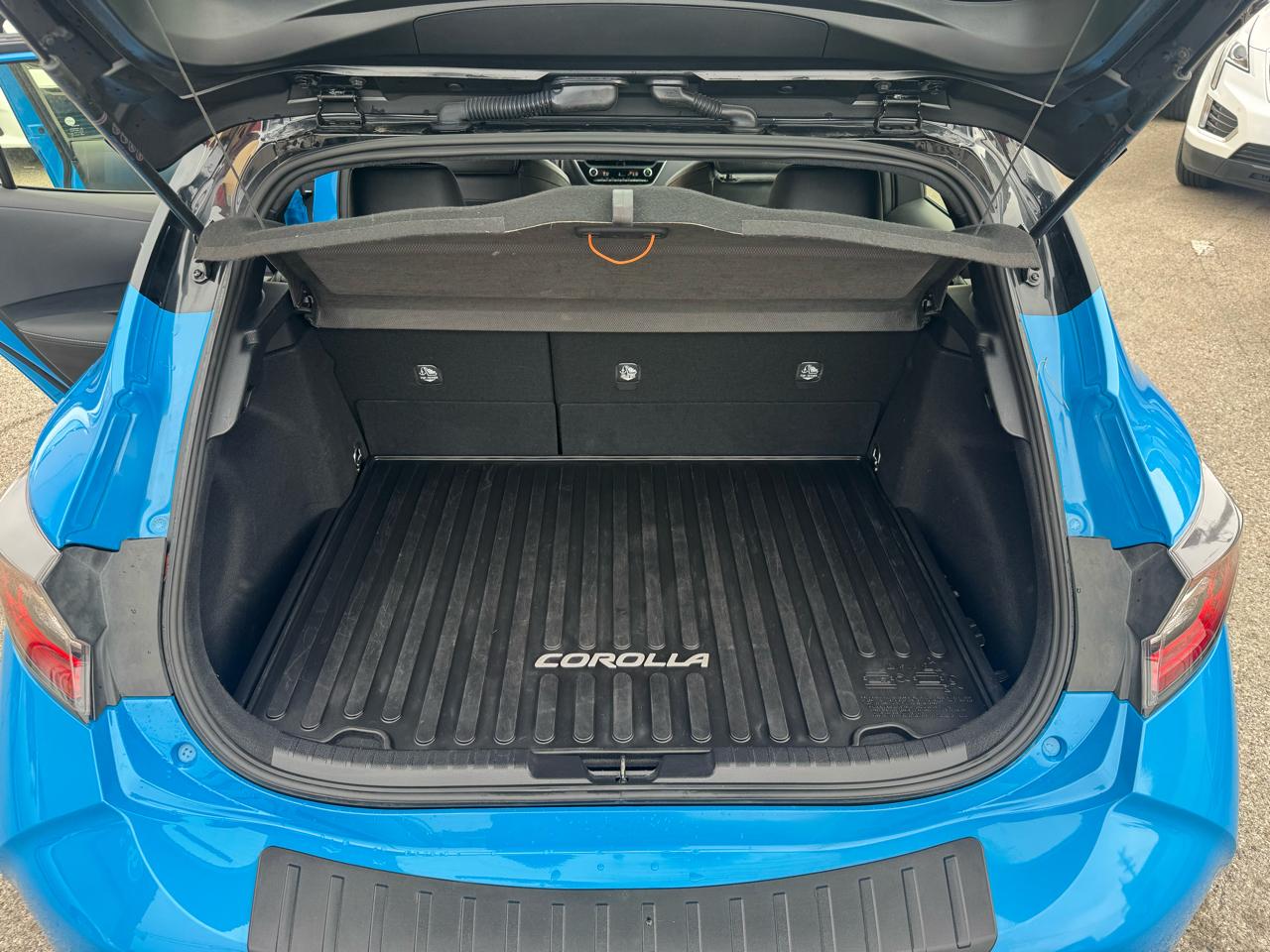 Toyota Corolla XSE Hatchback CVT 2022