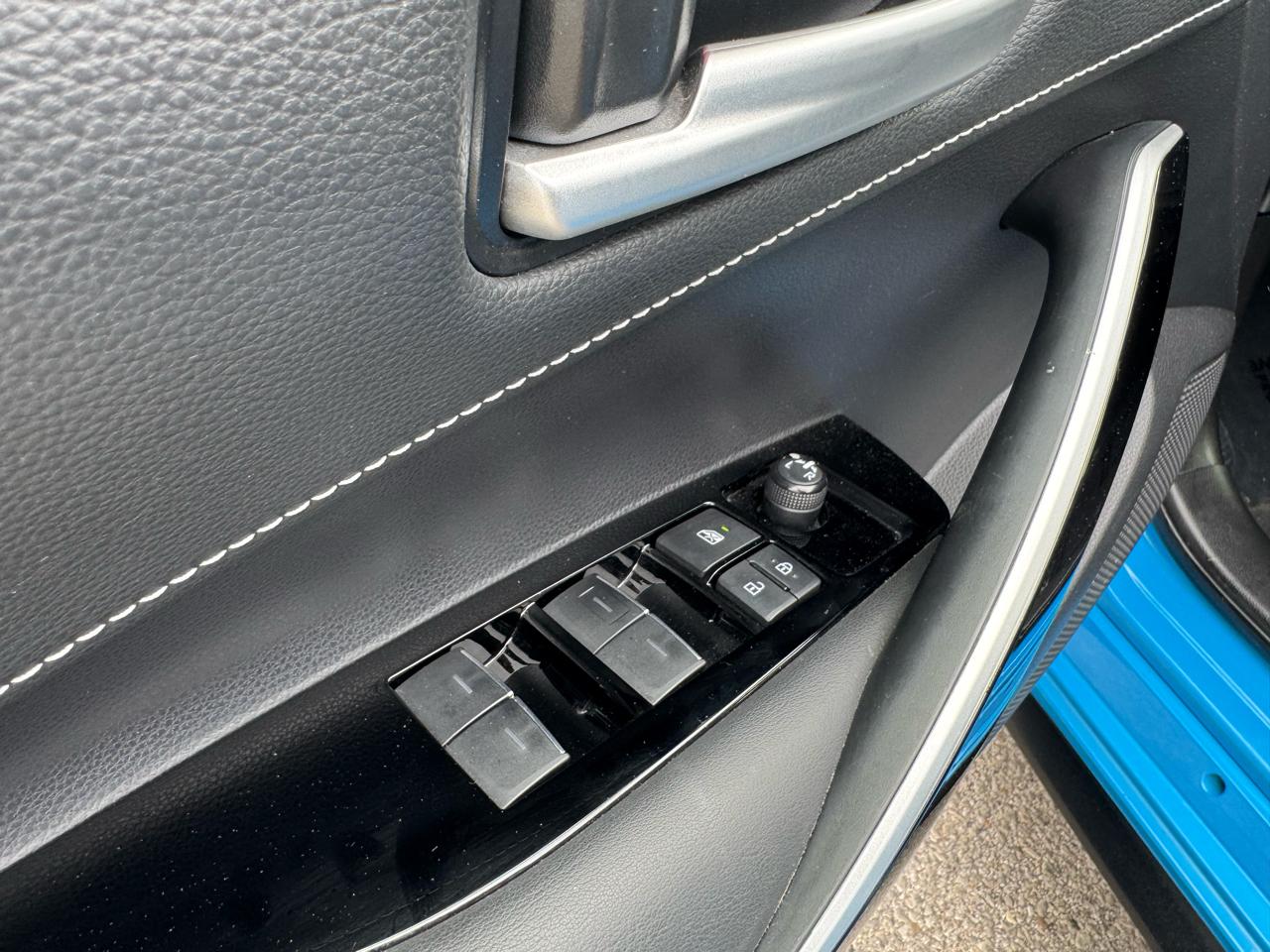 Toyota Corolla XSE Hatchback CVT 2022