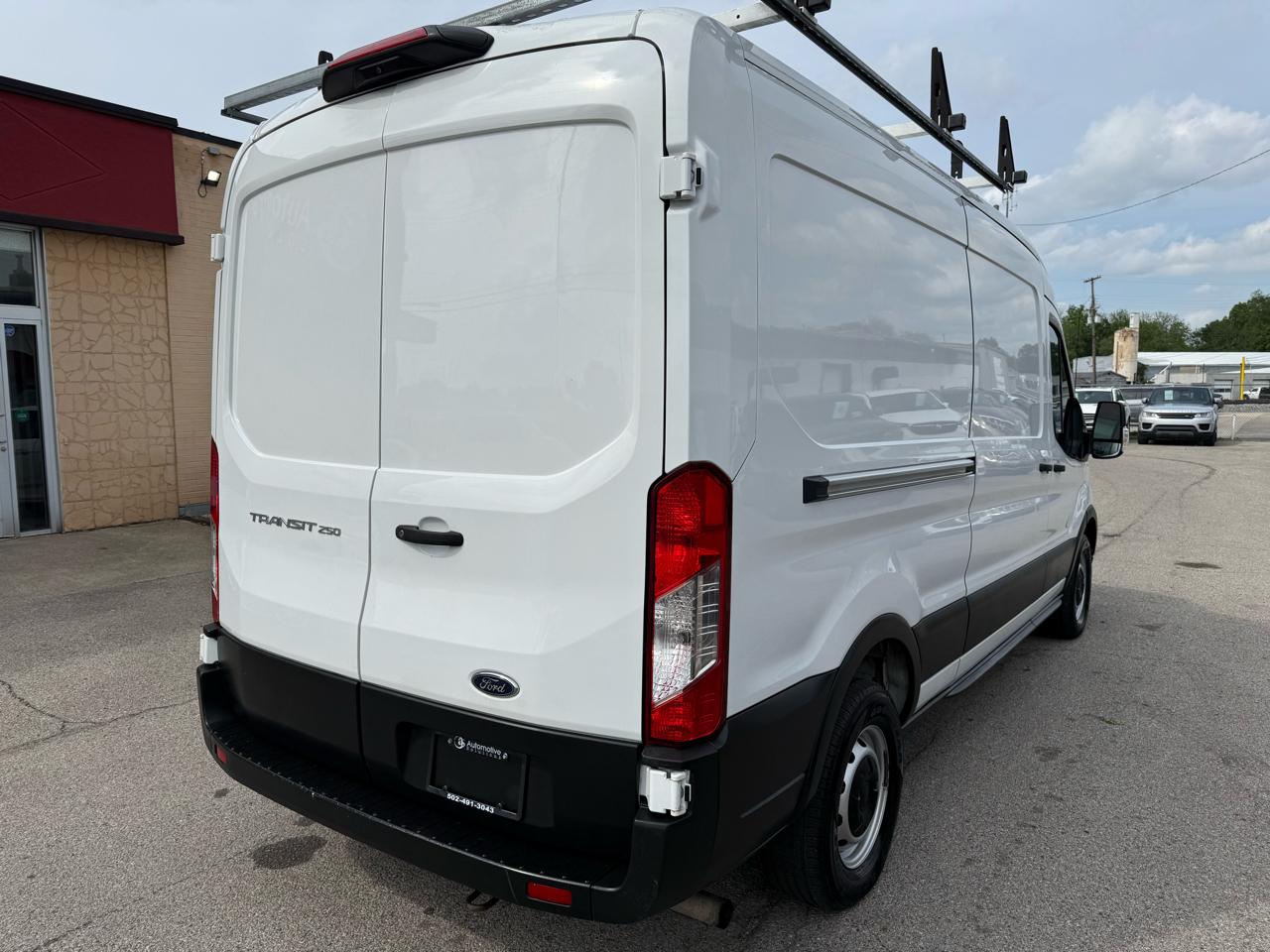 Ford Transit 250 Van Med. Roof w/Sliding Pass. 148-in. WB 2021