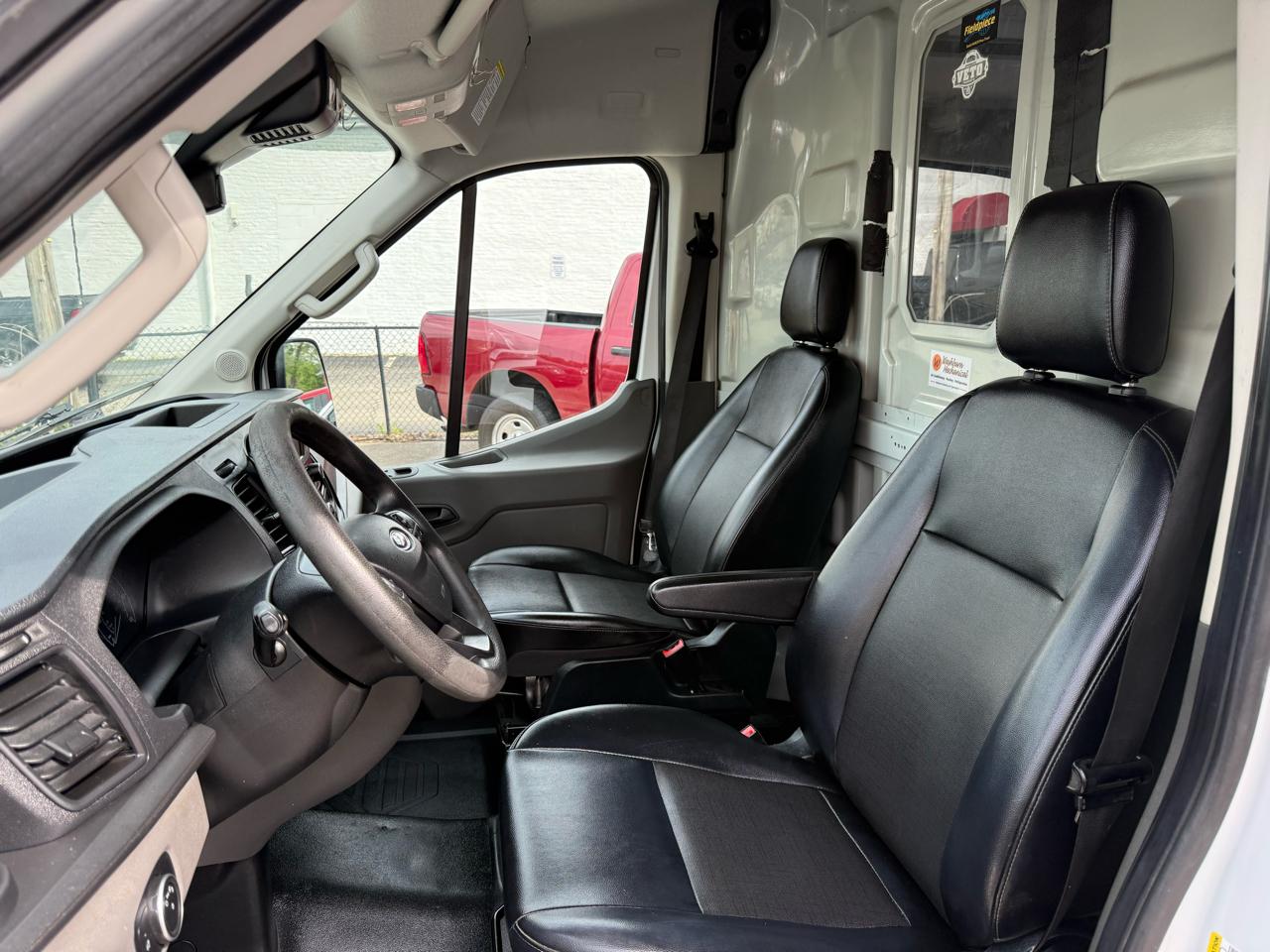 Ford Transit 250 Van Med. Roof w/Sliding Pass. 148-in. WB 2021