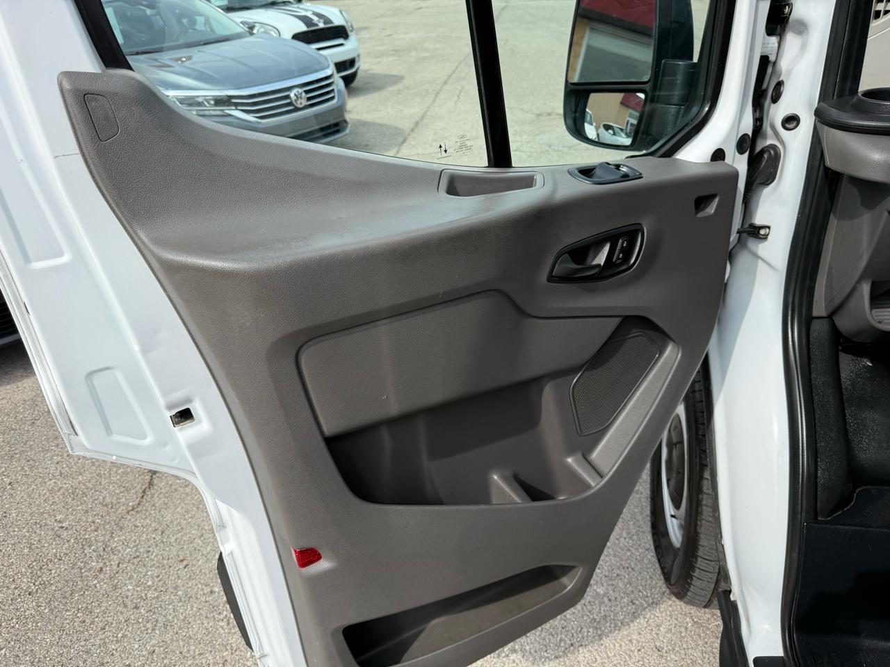 Ford Transit 250 Van Med. Roof w/Sliding Pass. 148-in. WB 2021