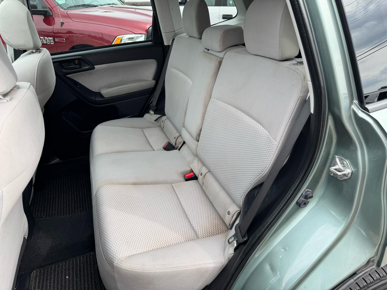 Subaru Forester 2.5i Premium PZEV CVT 2016