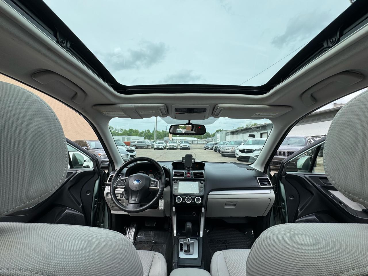 Subaru Forester 2.5i Premium PZEV CVT 2016