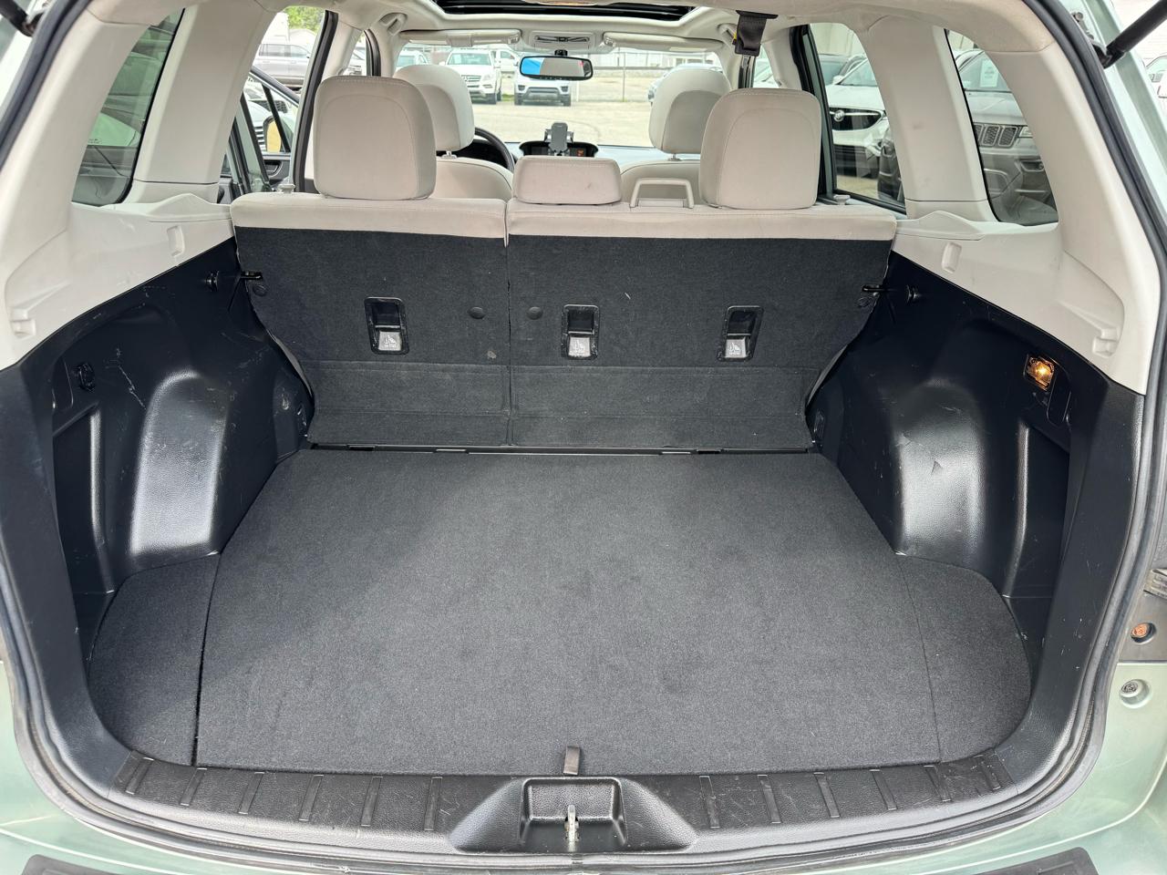 Subaru Forester 2.5i Premium PZEV CVT 2016