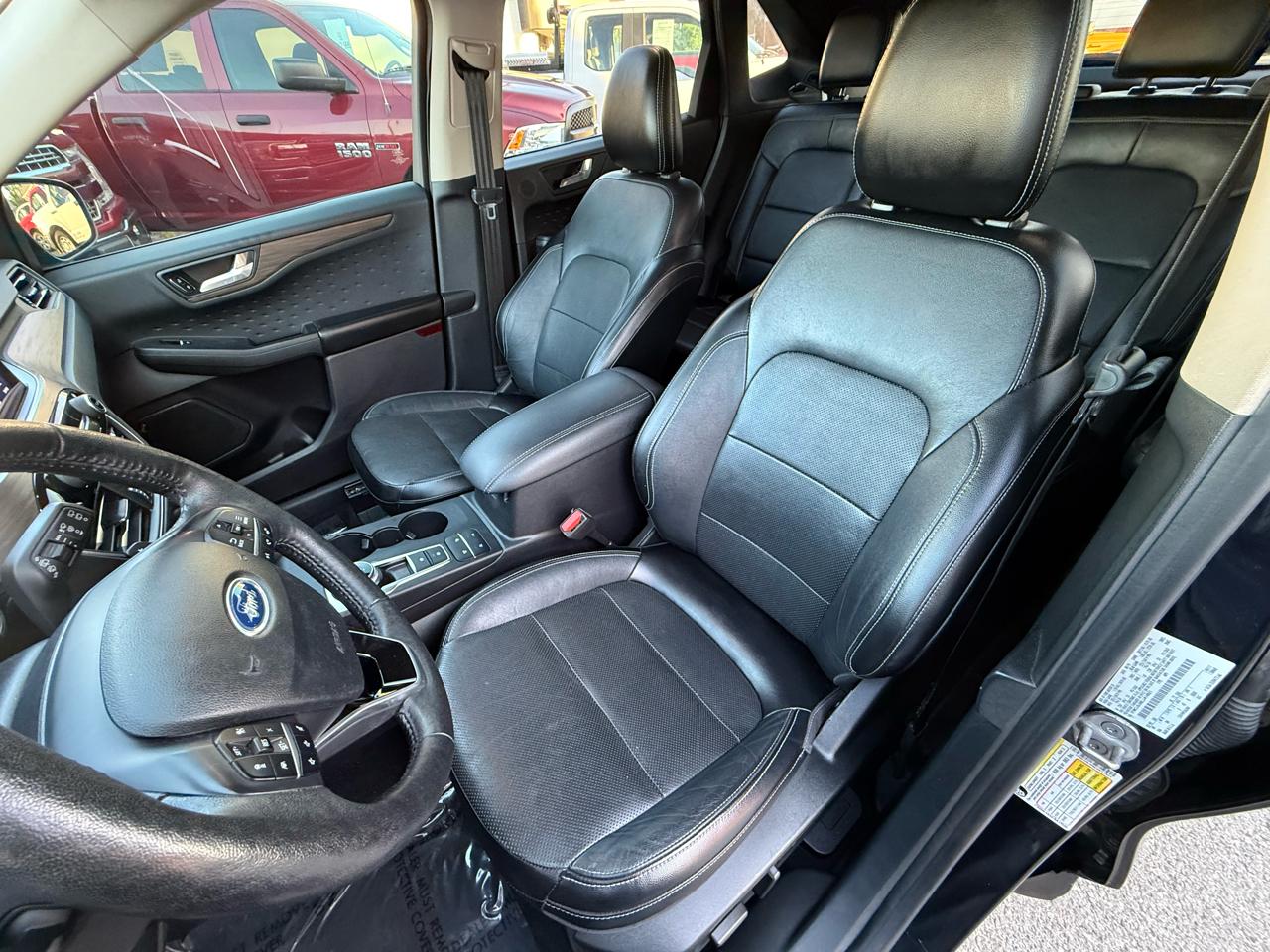 Ford Escape Titanium 4WD 2020