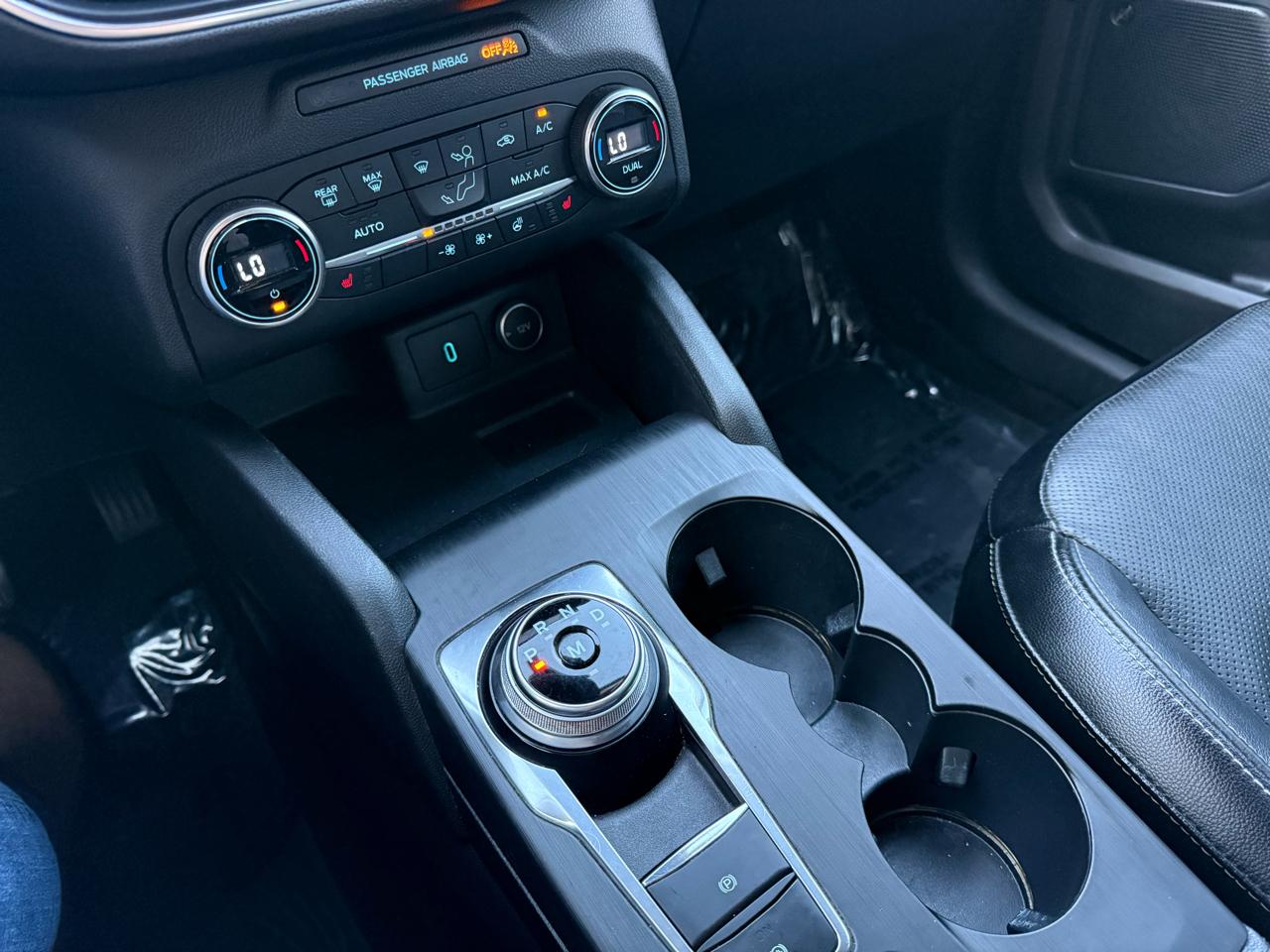 Ford Escape Titanium 4WD 2020