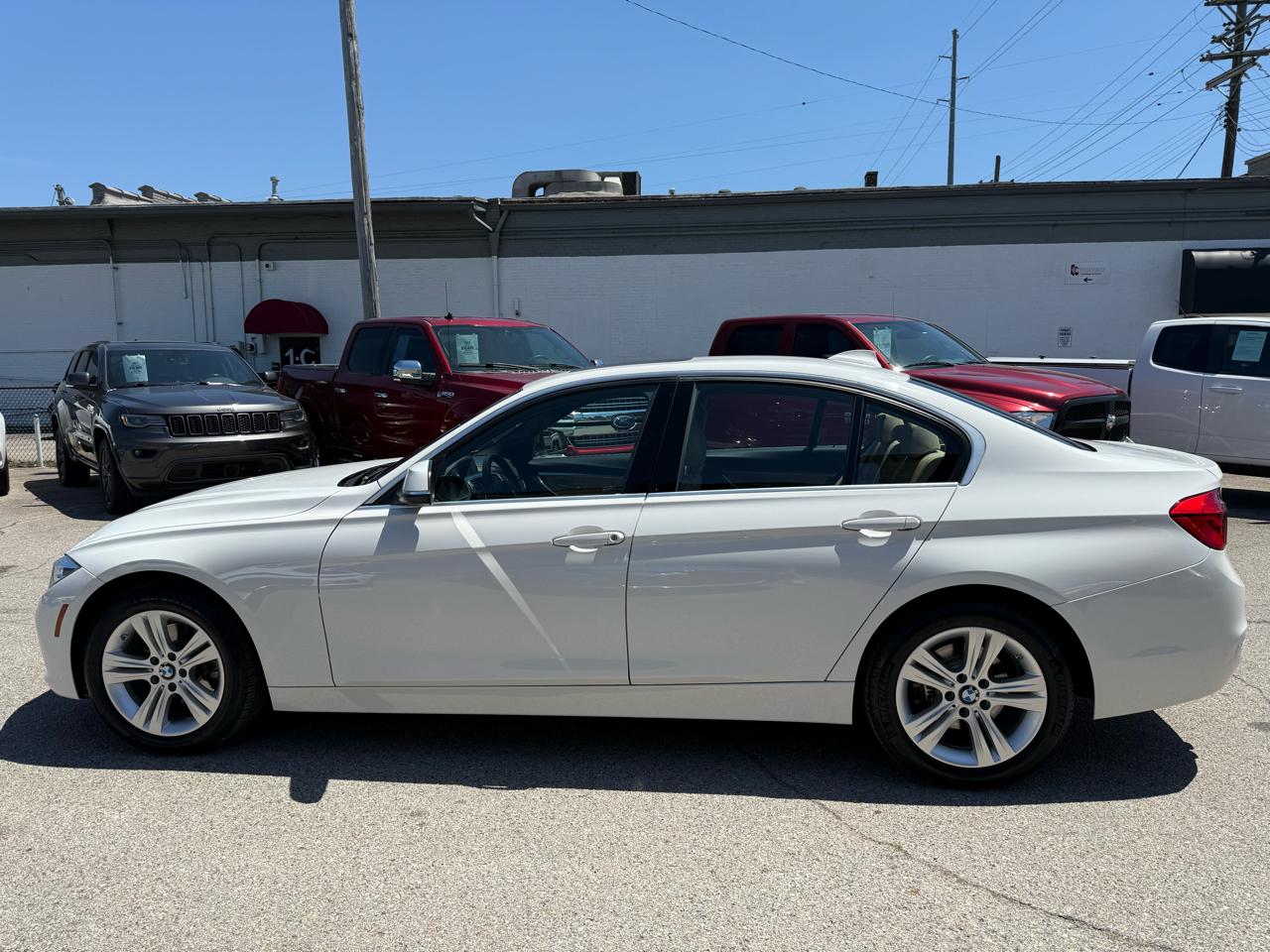 BMW 3-Series 330i xDrive SULEV Sedan 2018