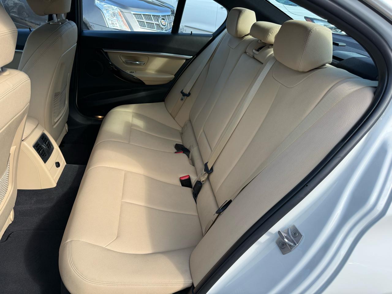 BMW 3-Series 330i xDrive SULEV Sedan 2018