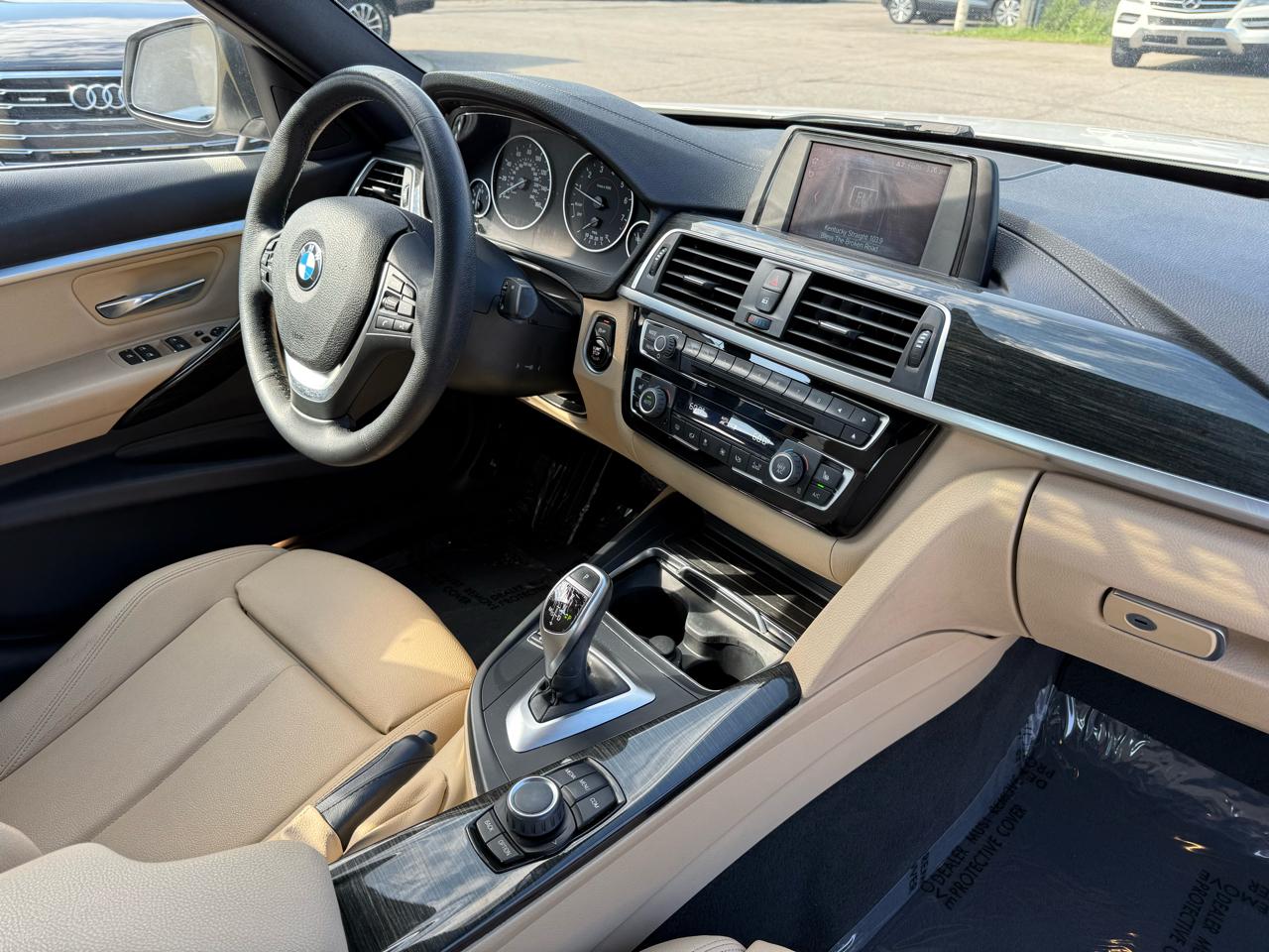BMW 3-Series 330i xDrive SULEV Sedan 2018
