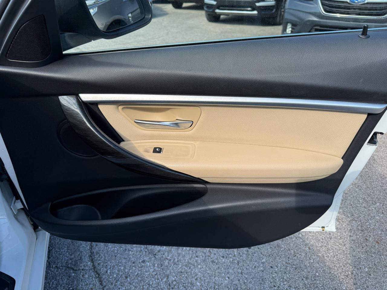 BMW 3-Series 330i xDrive SULEV Sedan 2018