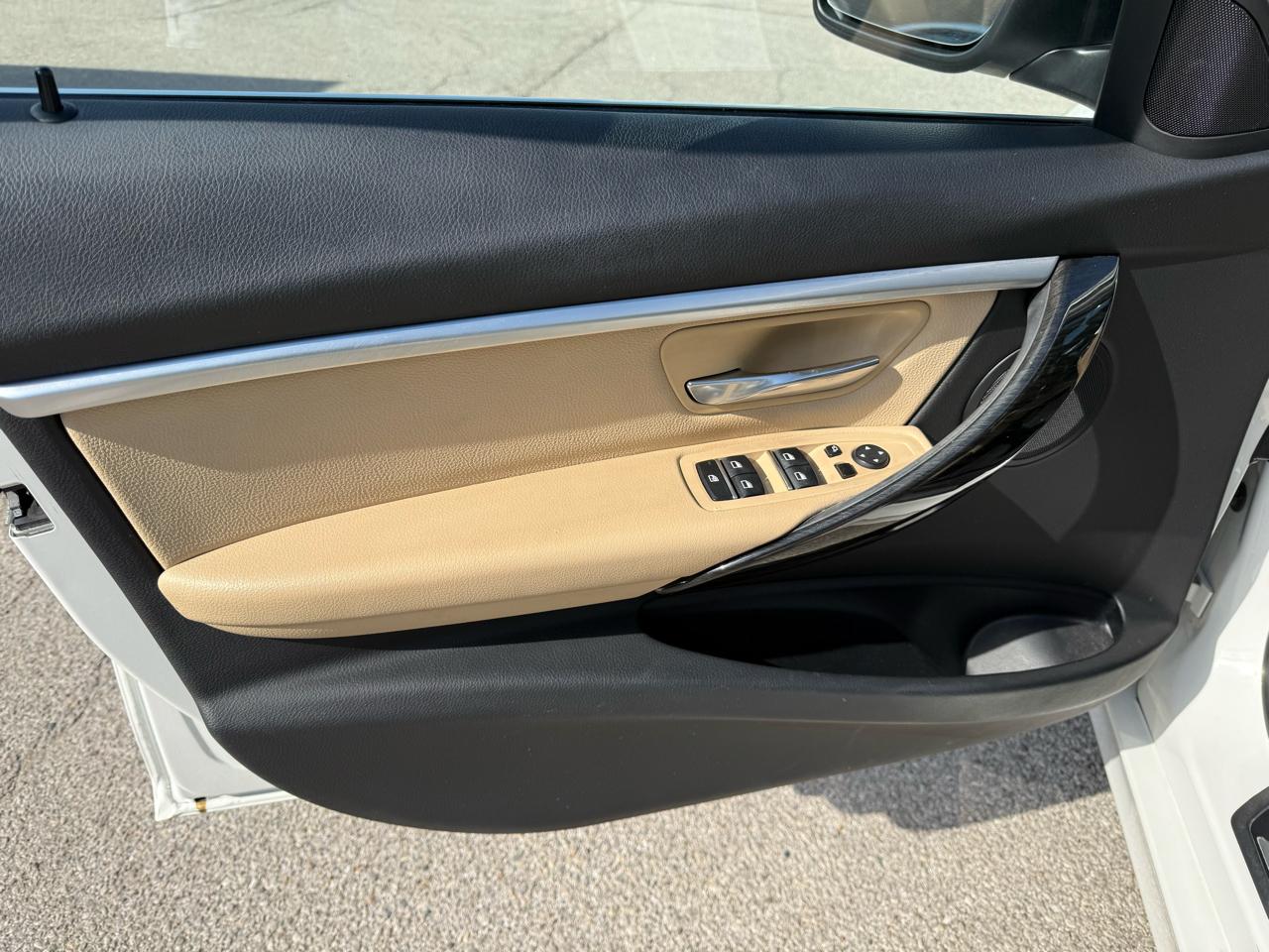 BMW 3-Series 330i xDrive SULEV Sedan 2018