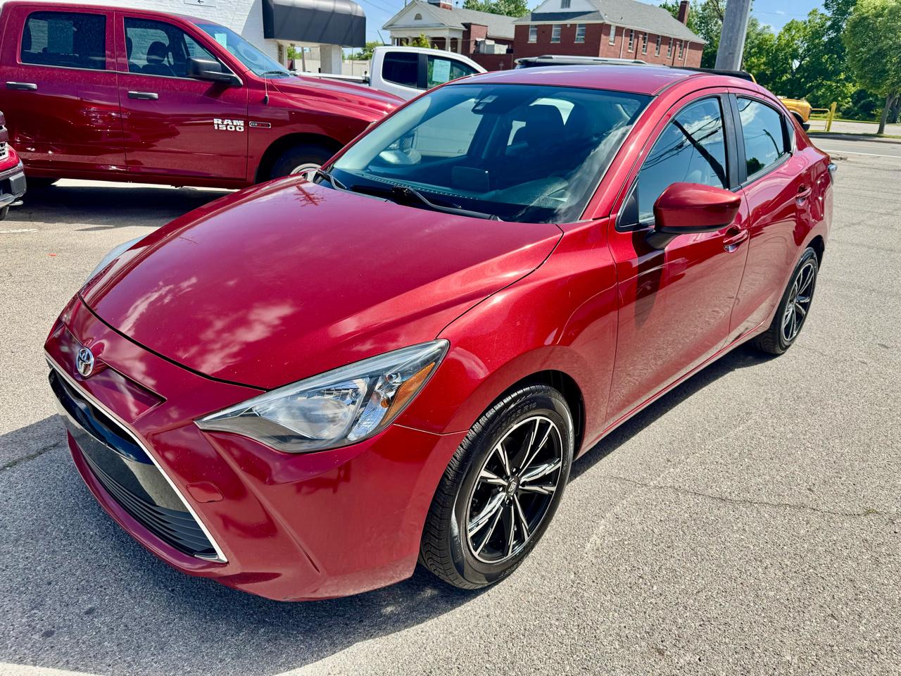 Toyota Yaris iA 6A 2017