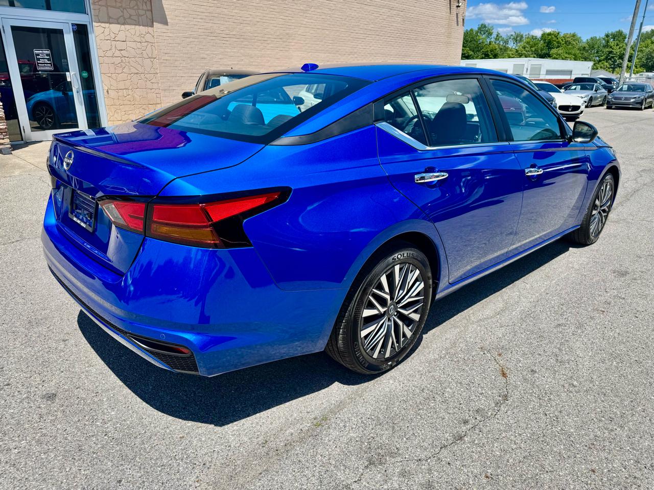 Nissan Altima 2.5 SV 2025