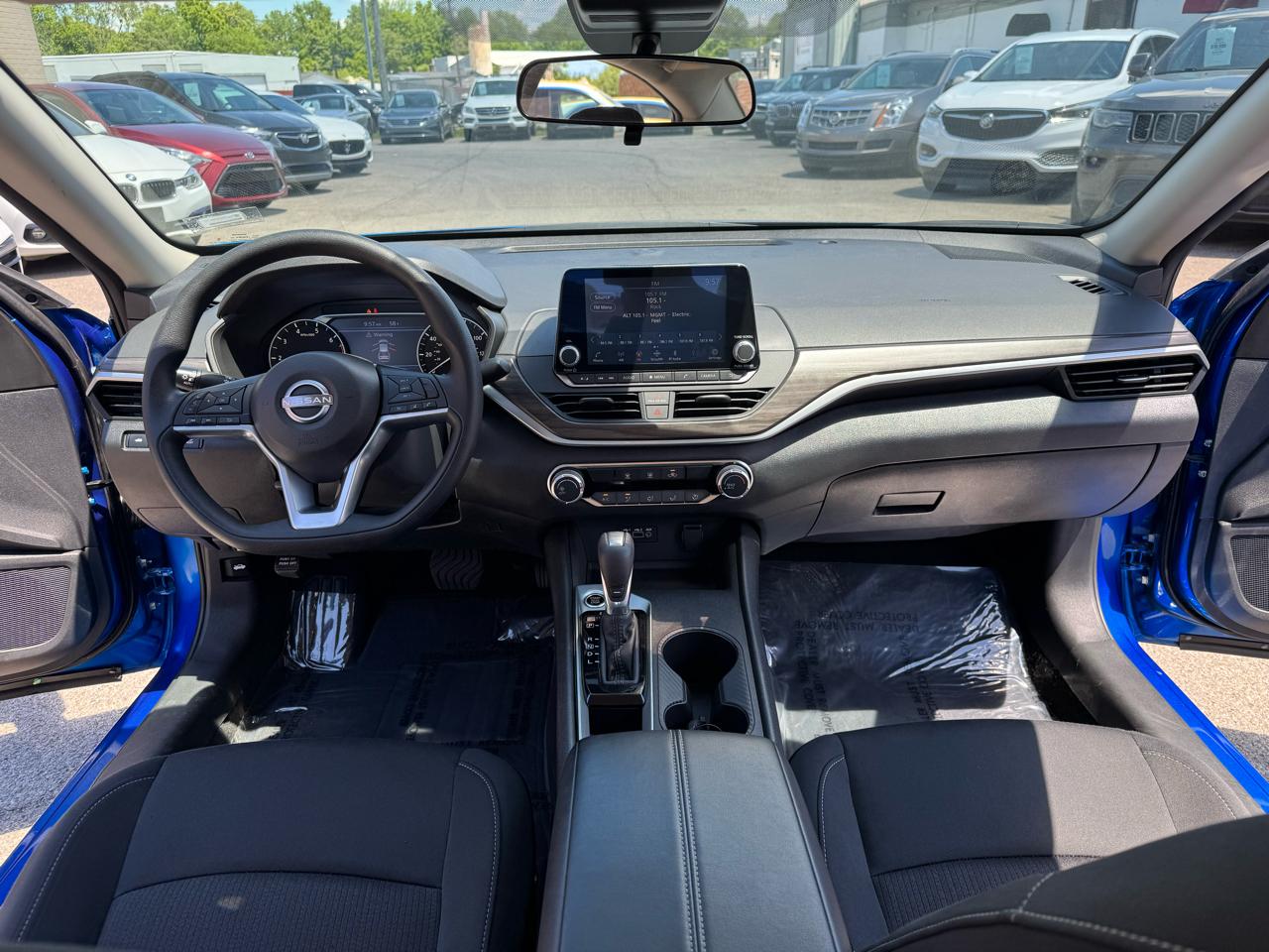 Nissan Altima 2.5 SV 2025