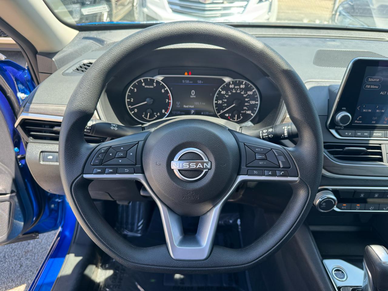 Nissan Altima 2.5 SV 2025