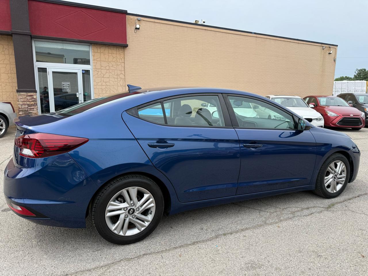 Hyundai Elantra Limited 2020