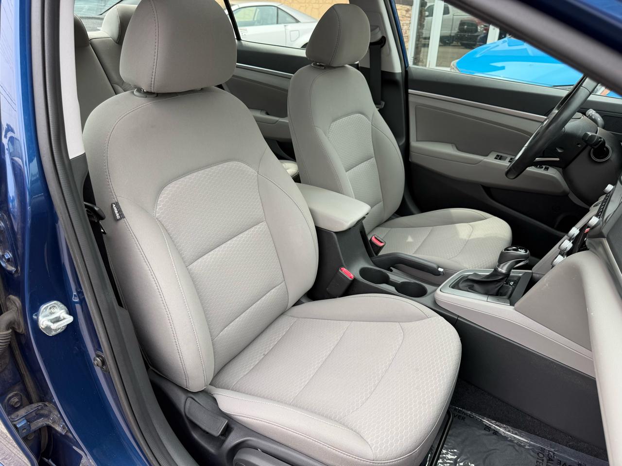 Hyundai Elantra Limited 2020