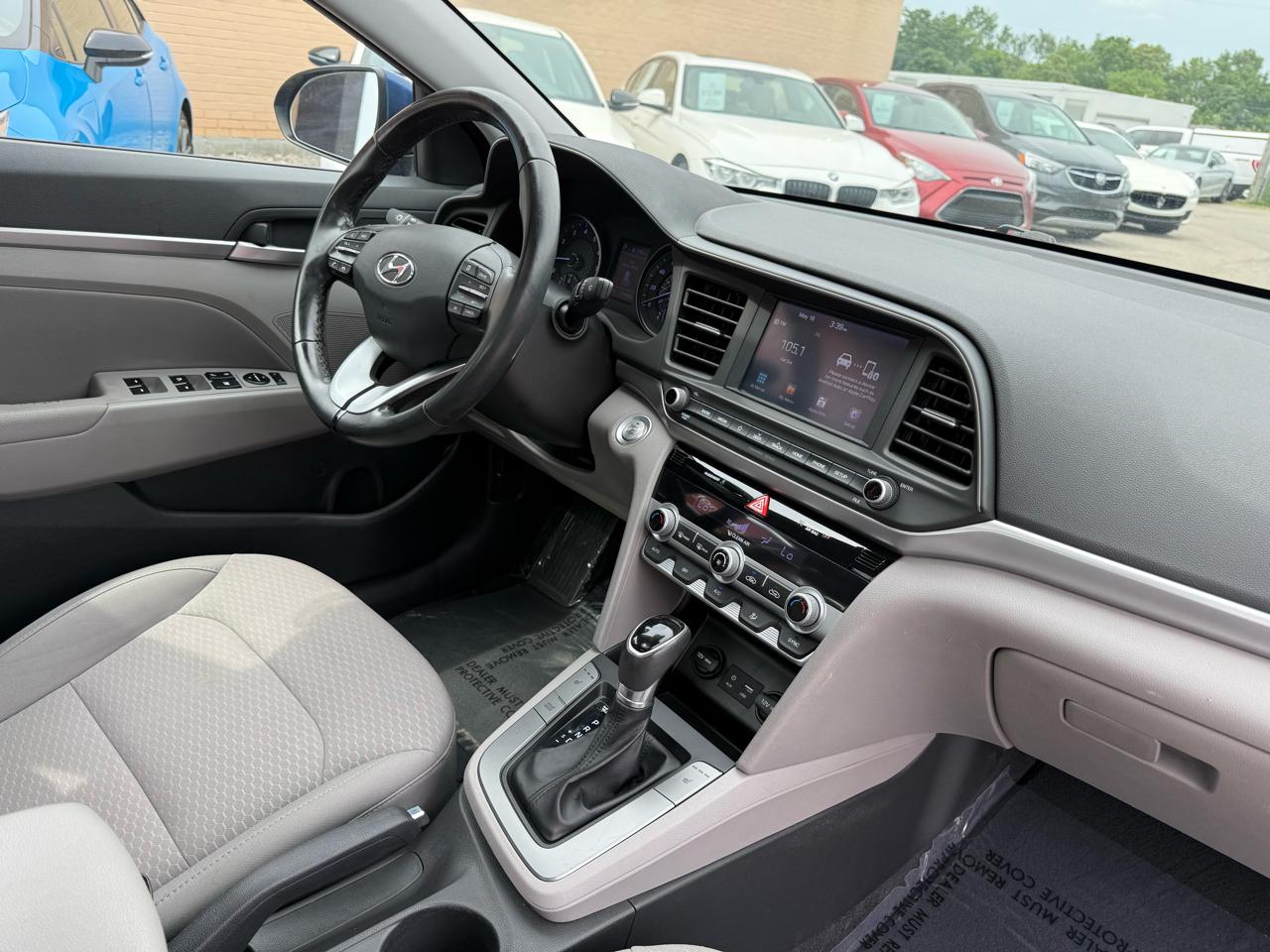 Hyundai Elantra Limited 2020
