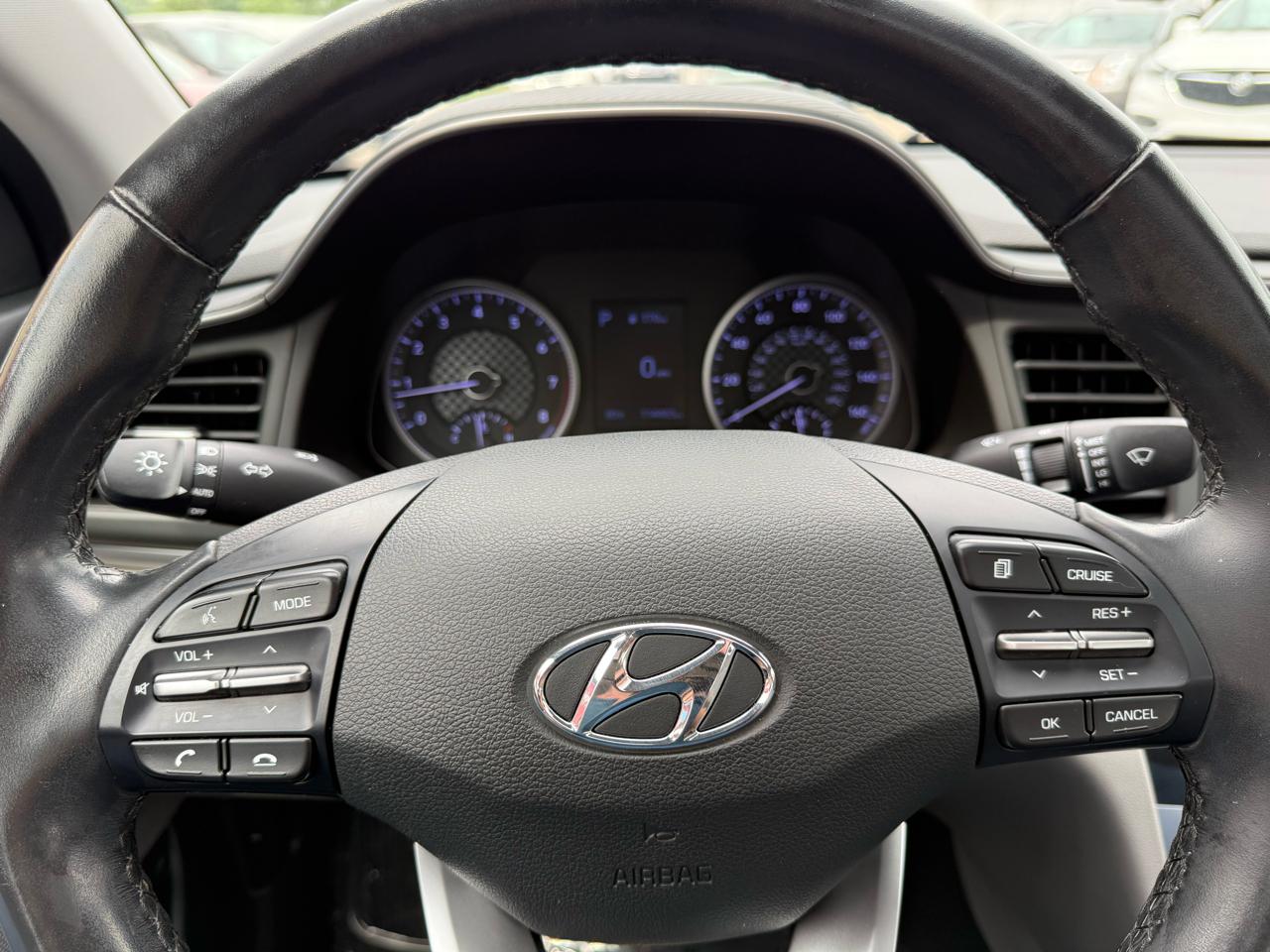 Hyundai Elantra Limited 2020