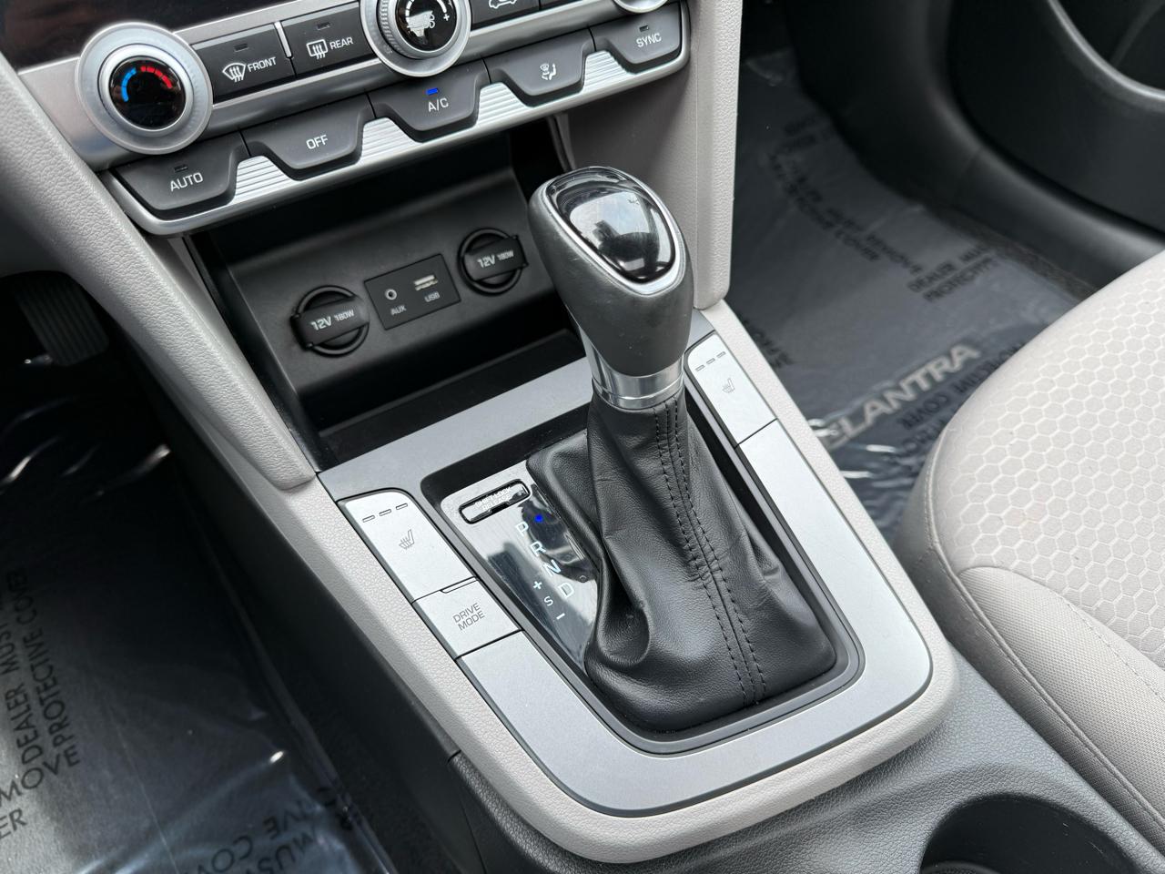 Hyundai Elantra Limited 2020