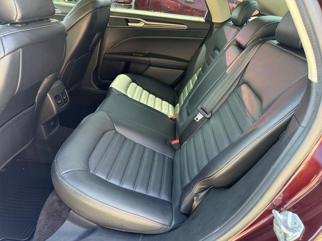 Ford Fusion SE 2017