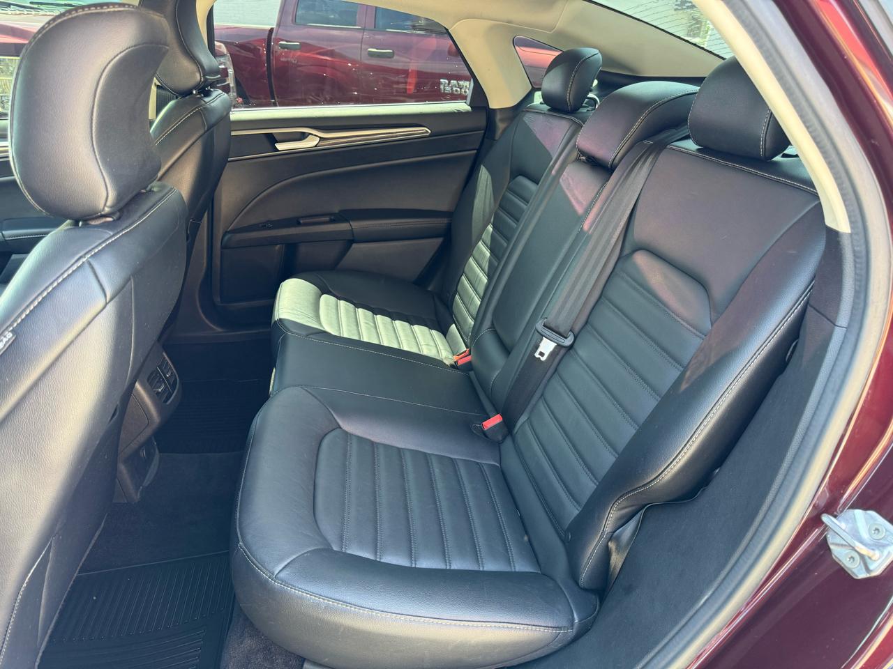 Ford Fusion SE 2017