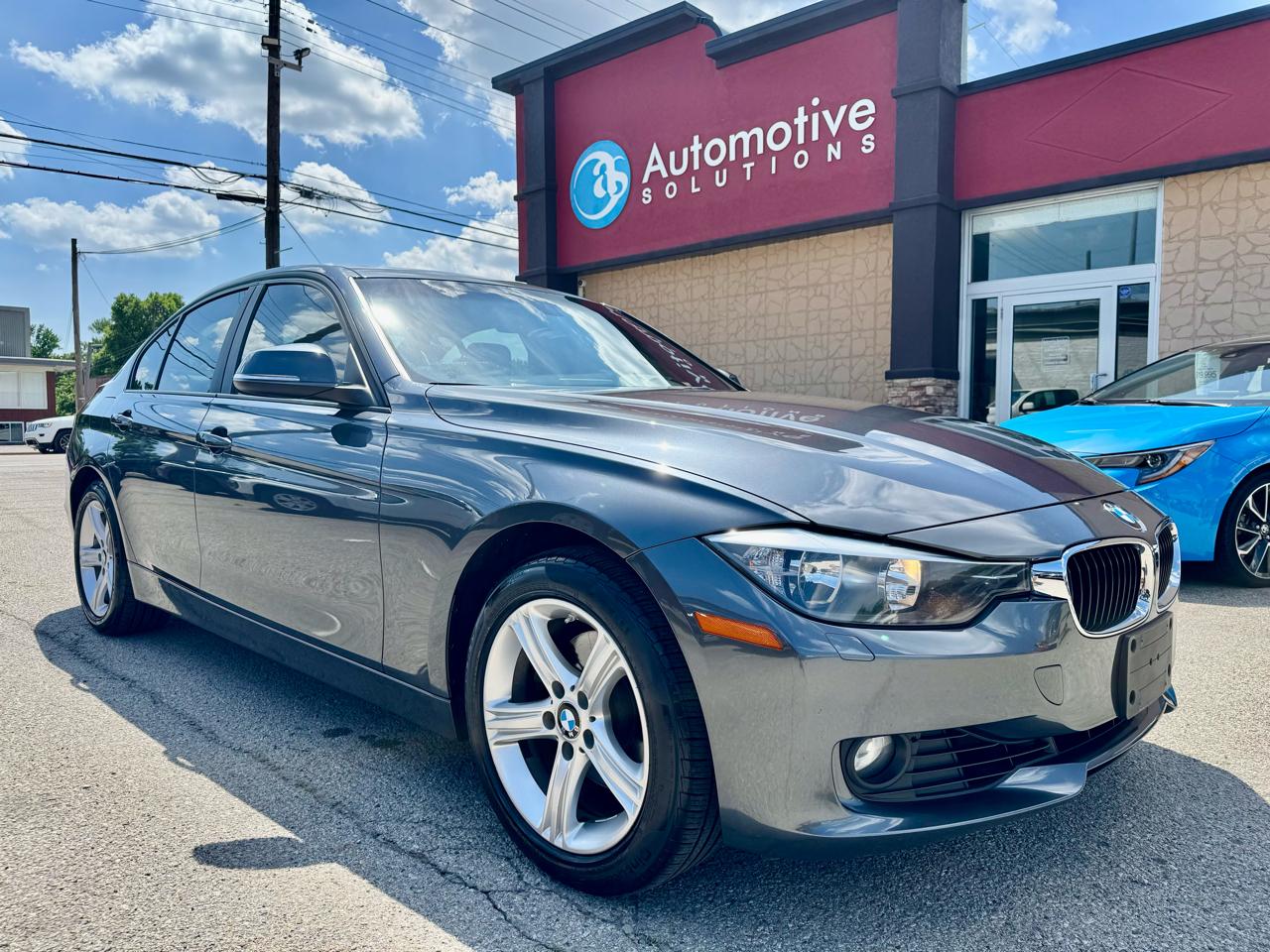 BMW 3-Series 328i xDrive Sedan 2014