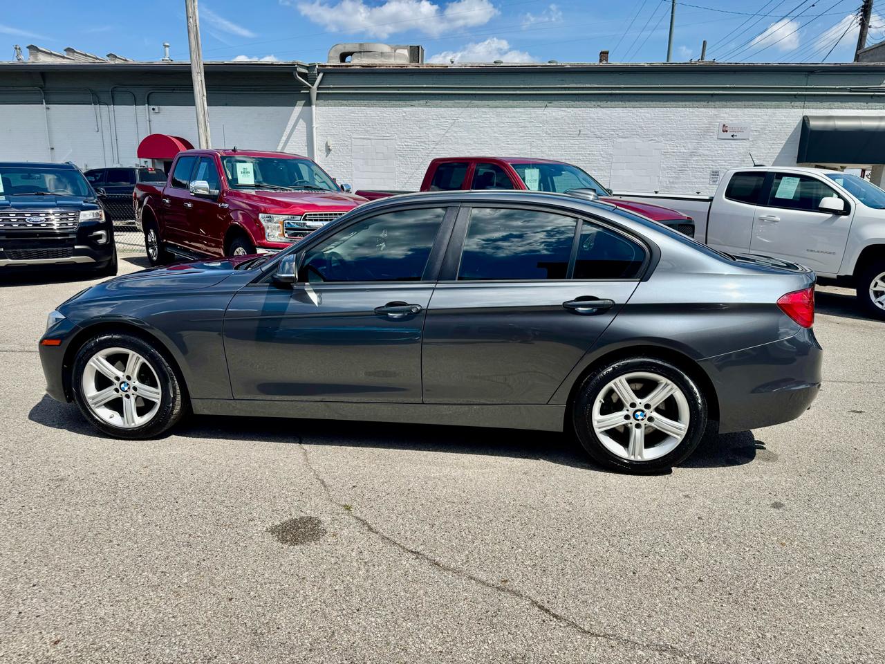 BMW 3-Series 328i xDrive Sedan 2014