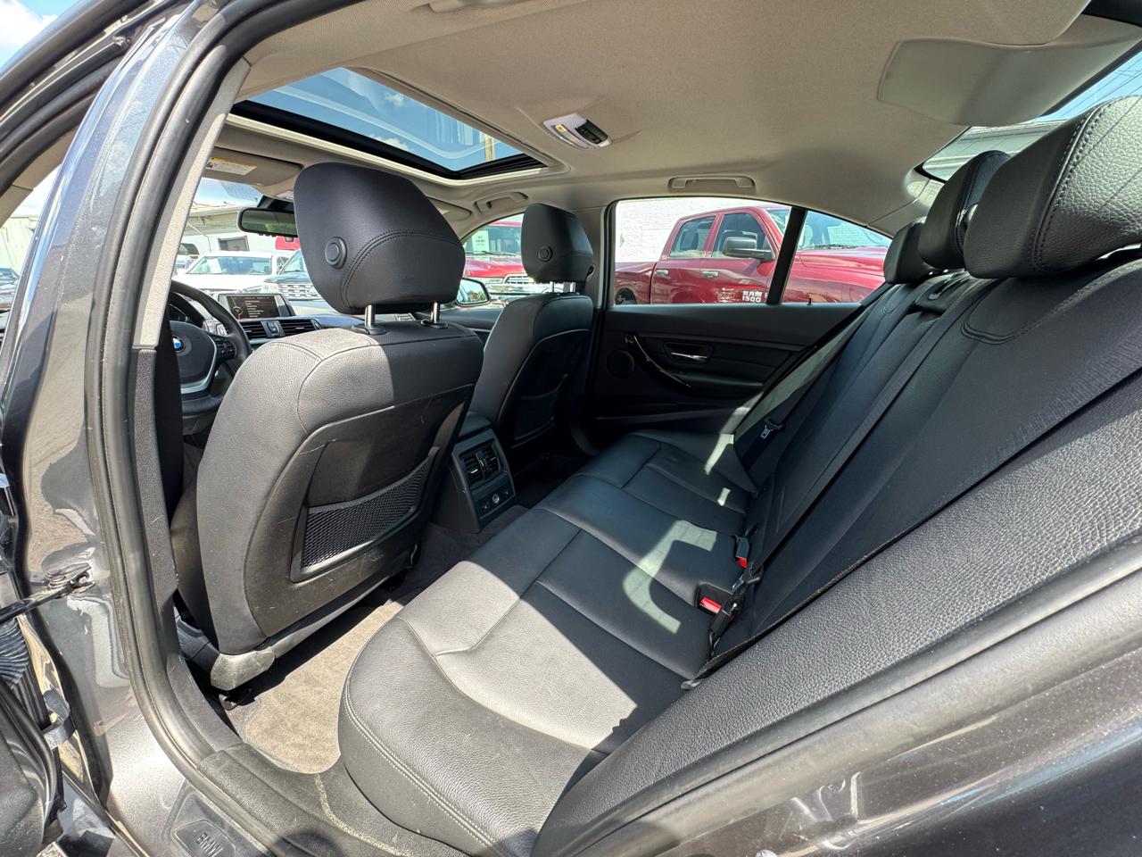 BMW 3-Series 328i xDrive Sedan 2014