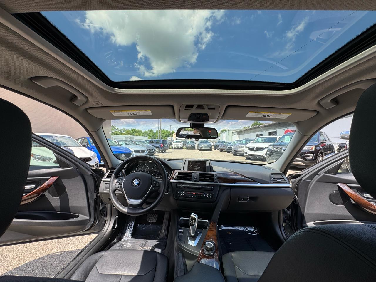 BMW 3-Series 328i xDrive Sedan 2014
