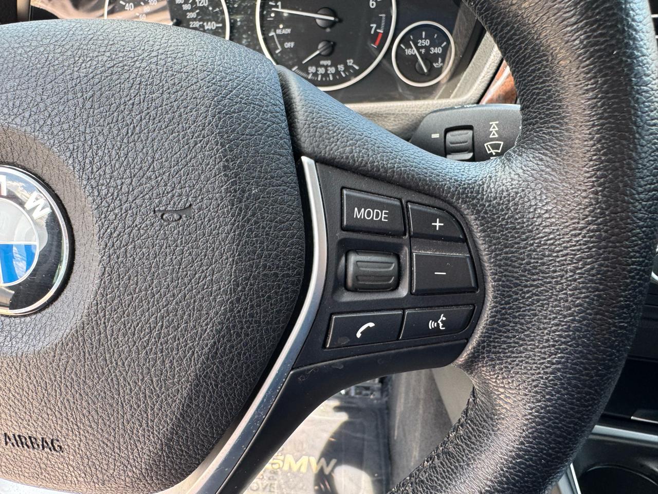 BMW 3-Series 328i xDrive Sedan 2014
