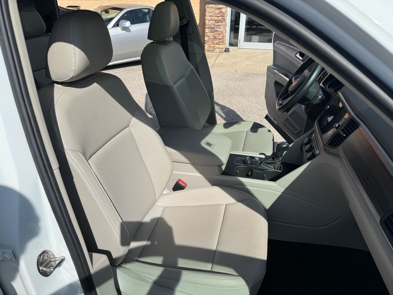 Volkswagen Atlas V6 SE w/Technology 4MOTION 2021