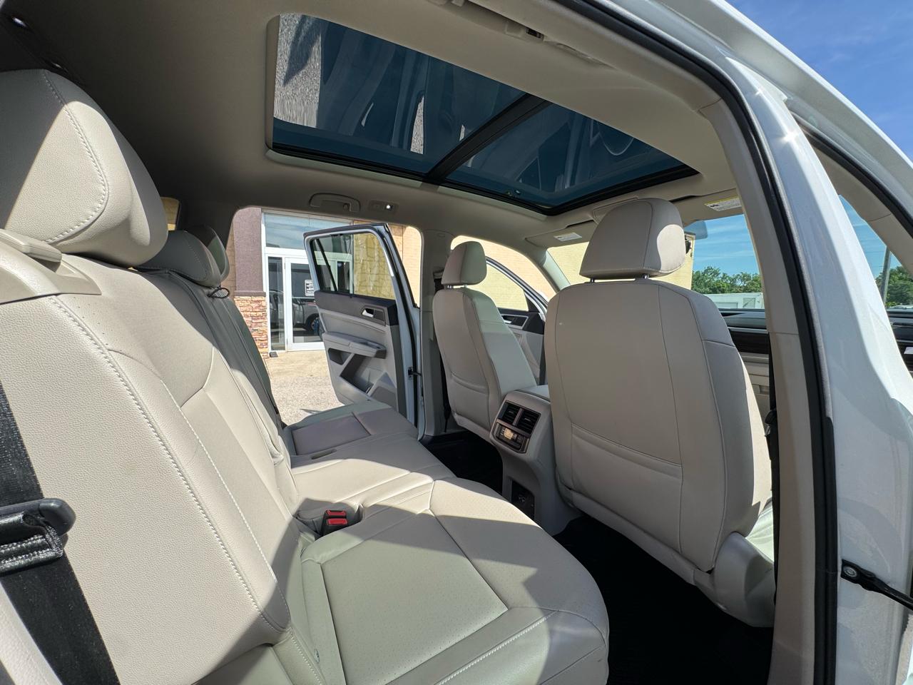 Volkswagen Atlas V6 SE w/Technology 4MOTION 2021