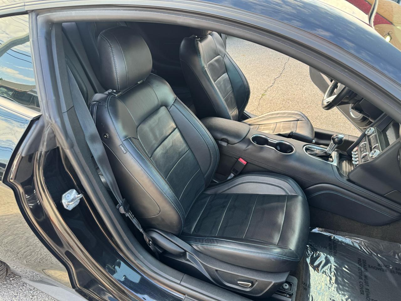 Ford Mustang EcoBoost Premium Coupe 2018