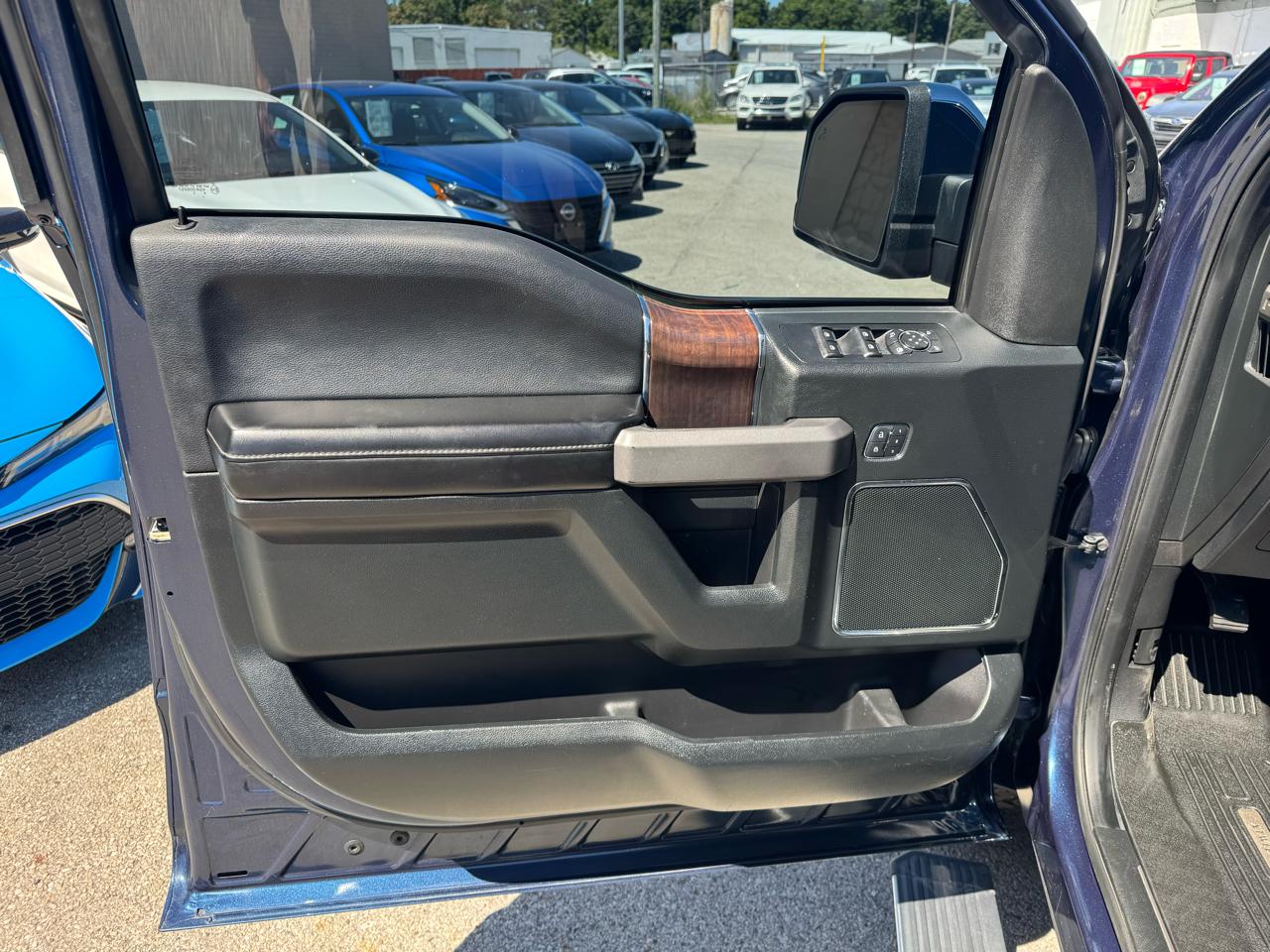 Ford F-150 4WD SuperCrew 157" Platinum 2016