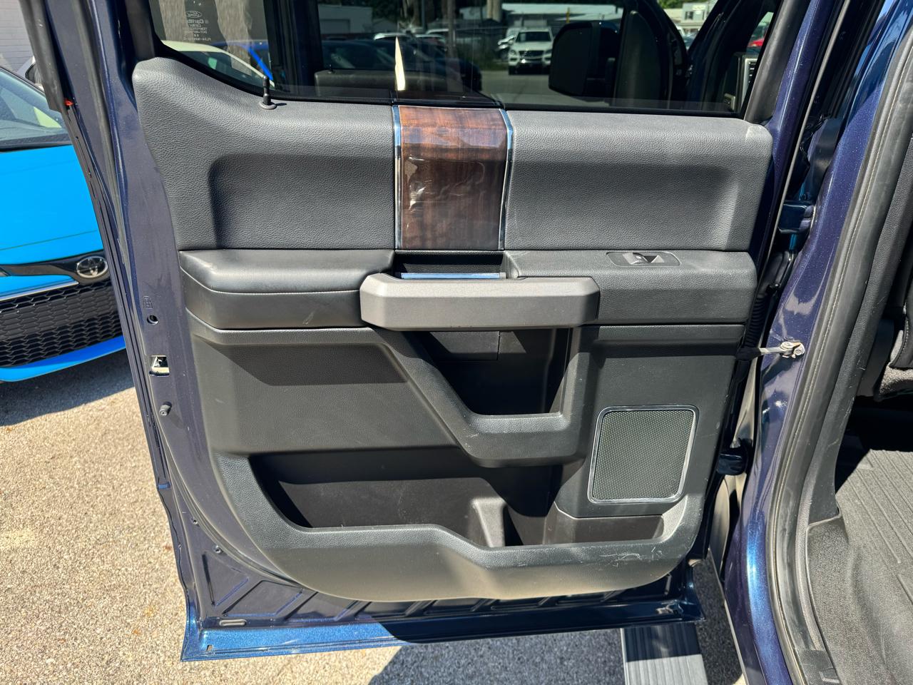 Ford F-150 4WD SuperCrew 157" Platinum 2016