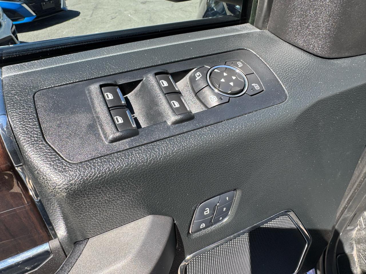 Ford F-150 4WD SuperCrew 157" Platinum 2016