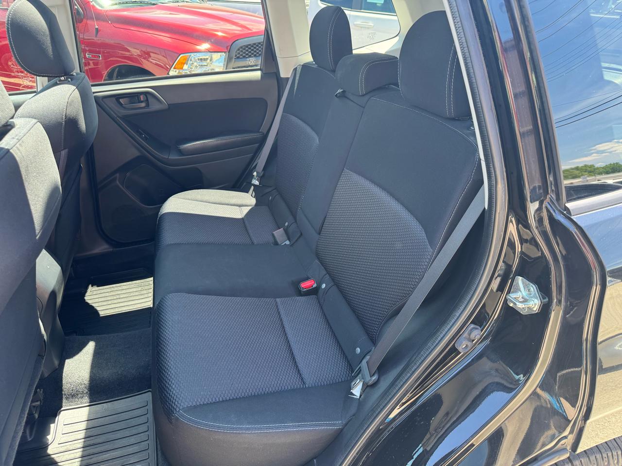 Subaru Forester 2.5i Premium PZEV CVT 2016