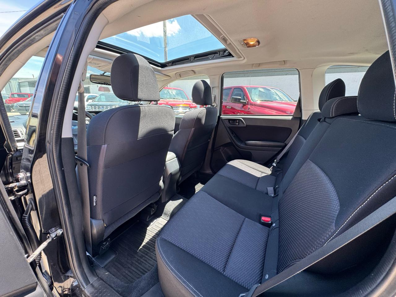 Subaru Forester 2.5i Premium PZEV CVT 2016